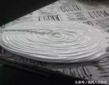 七步法教你现场解决塑料制品出现料花问题！