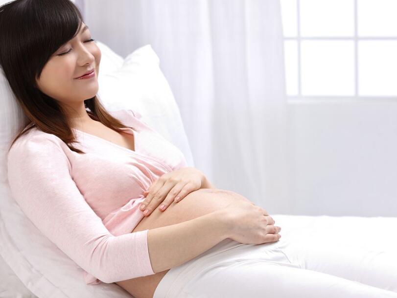 为什么有的孕妈怀孕明显变黑,孕妇怀孕后期为什么变黑了