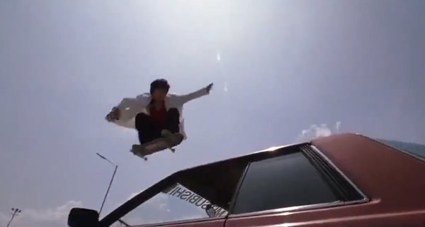 成龙喜剧动作片刺激幽默观众欢乐,成龙表演过的危险特技电影