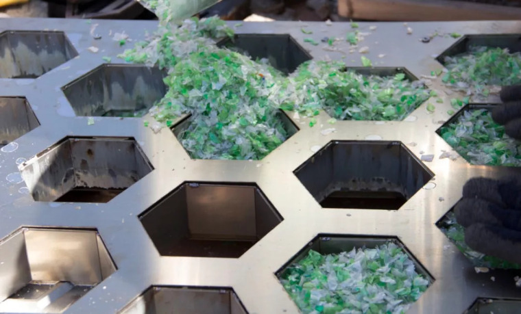 这位设计师的脑洞也是真够逆天的,这位设计师太有才了