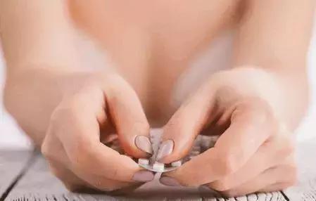 吃药后发现自己怀孕了宝宝能要吗,老公吃药了后发现怀孕了有影响吗