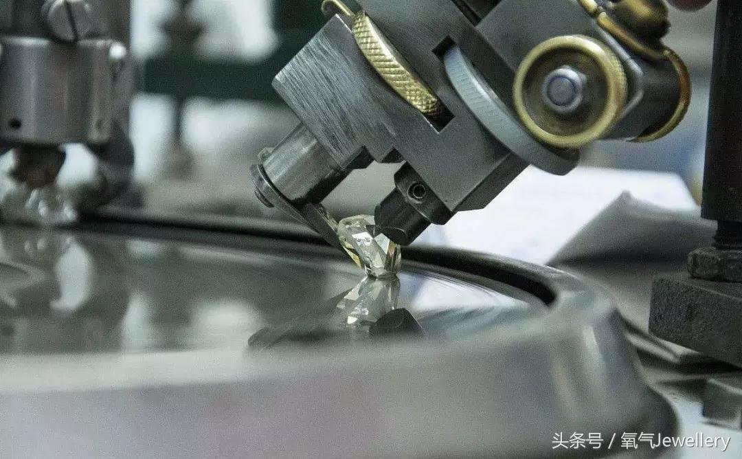 钻石要买30分以上的吗,钻石需要买品牌的吗