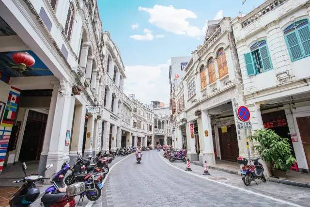 上海朗廷酒店住宿攻略,最佳东方海口朗廷酒店