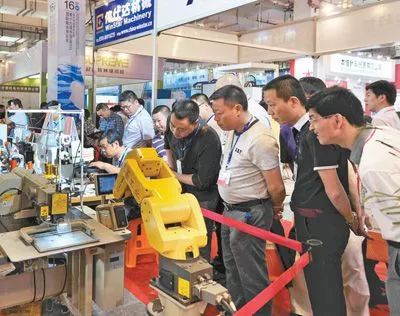 晋江爱拼才会赢故事,晋江爱拼才会赢现场