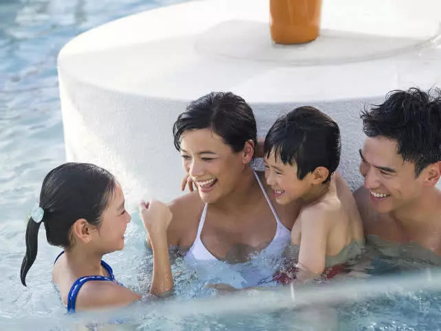 海洋量子号游轮,豪华邮轮游儿童