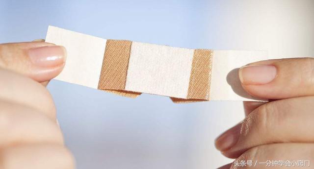 穿鞋硌脚的小技巧,穿锁鞋上坡怎么避免摔倒