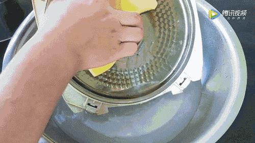 用了那么多年的电饭煲都白用了,用了2年电饭锅有膜