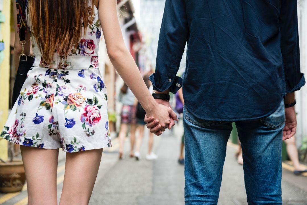 那些痴情的男生,如果男人移情别恋你该如何选择