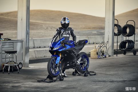 2019款雅马哈155cc,2017款雅马哈yzf-r1