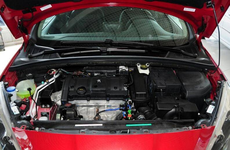 3万多是选择nk800还是450sr,3万多是选宝骏730还是途安