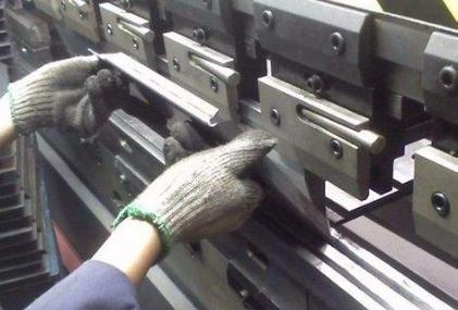 折弯机操作与机器故障排除,液压折弯机常见故障维修视频