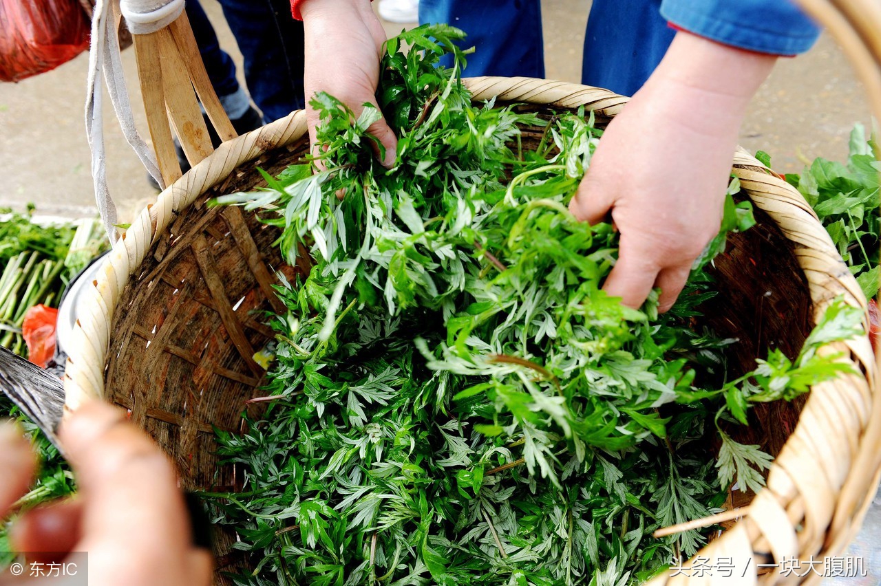 艾草泡脚祛湿去寒去脚气,湿热脚气怎么艾灸