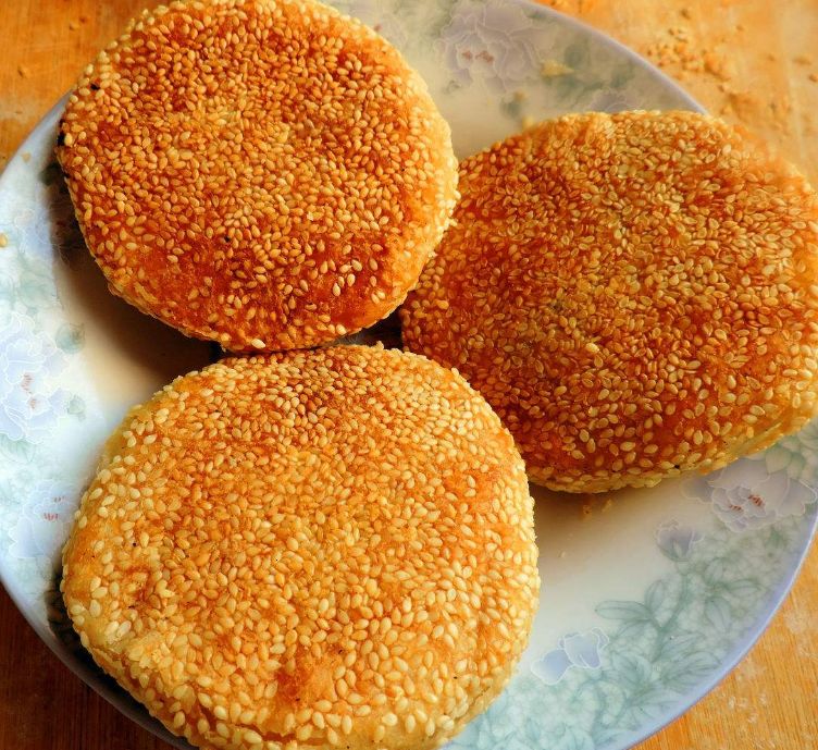 油酥饼做的硬不酥是怎么回事,油酥饼不起层