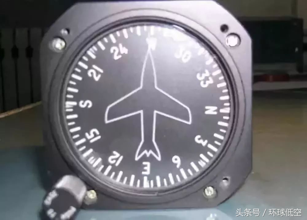 飞机飞行高度和方向是怎么规定的,飞机怎么测量高度