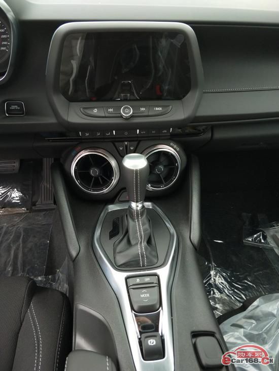 雪佛兰科迈罗试驾顶配,雪佛兰科迈罗有多强悍