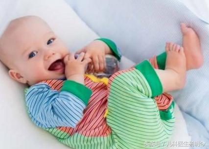 小儿鹅口疮的认知与处理，切勿将鹅口疮与口腔溃疡混淆！