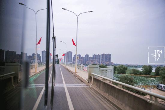 武汉每一辆901，都承载着江夏上万学子的青春！