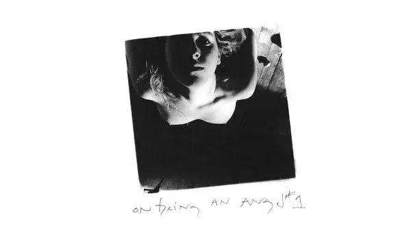 生活让我们变得脆弱,男生和女生谁更脆弱