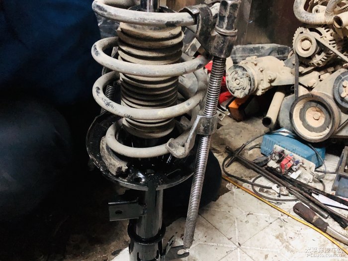 底盘异响的各种各样声音,所有底盘异响的声音