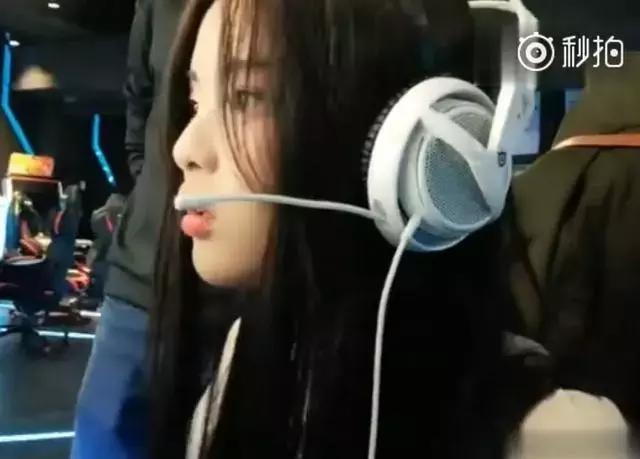 杨超越为啥被称为锦鲤少女,锦鲤杨超越是怎么回事