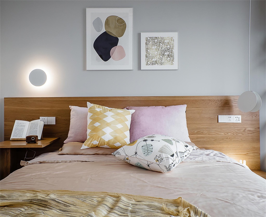 终日偷得浮生半日闲,终日昏昏醉梦间