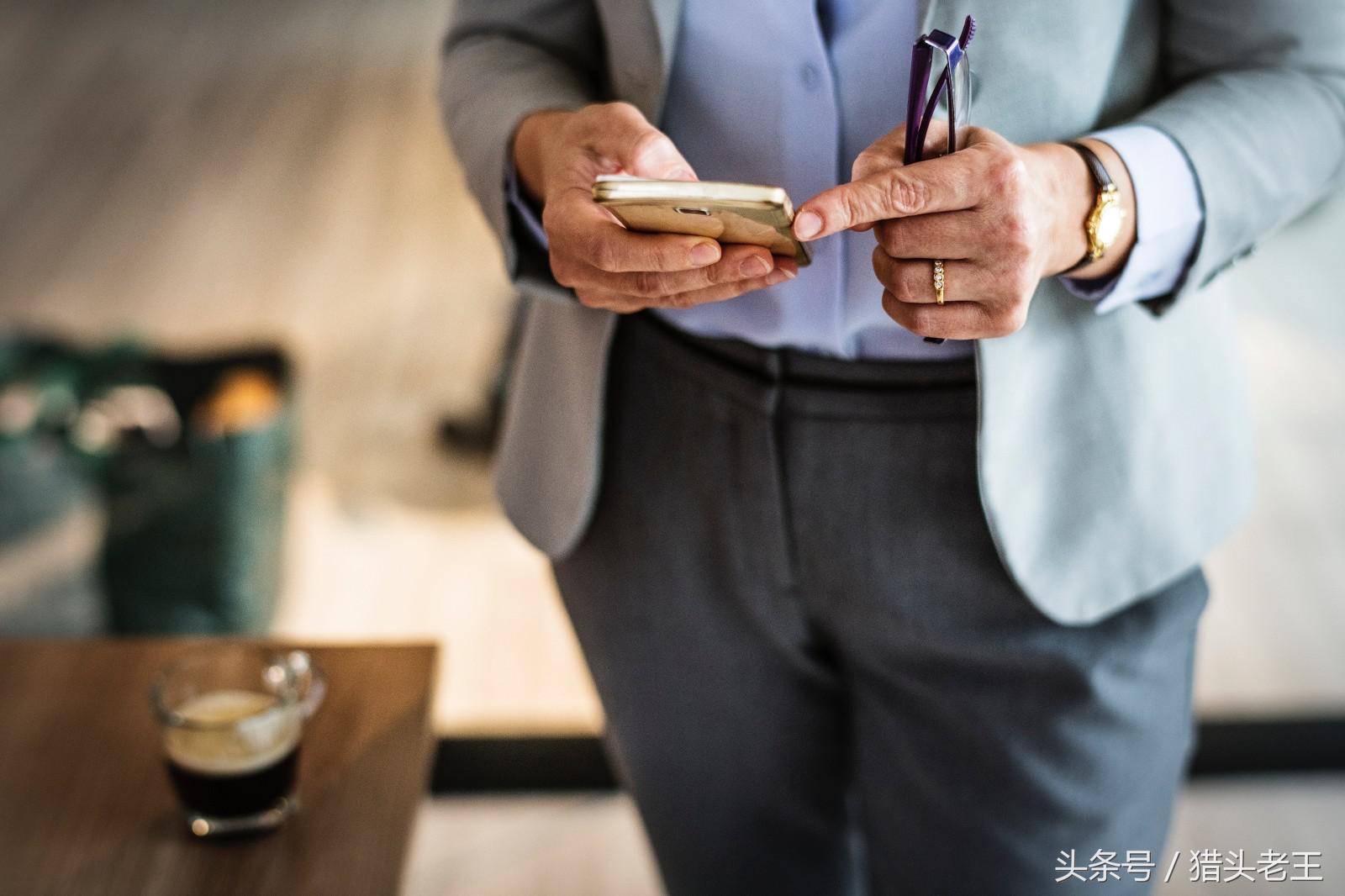 被公司劝退公司让我主动提离职,被公司辞退补偿20万hr找我回去