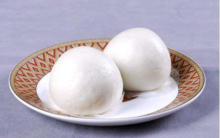 不用老面和酵母怎么做碱面馒头,做老面馒头的时候面要加酵母吗