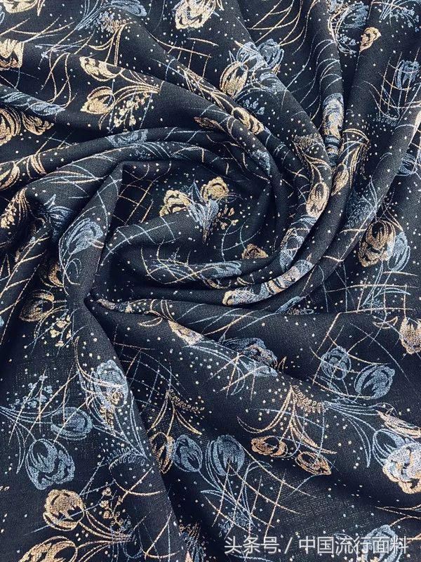 女装趋势新品,女装时髦款式