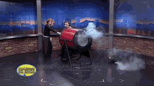 撒贝宁空气炮完整版,空气炮玩具炸人