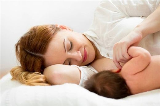 母乳妈妈如何判断奶水够不够,母乳妈妈怎么知道宝宝饱了