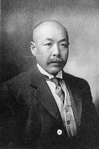 珍惜这些日本艺人吧，他们的姓氏已经少的不够五户了啊……