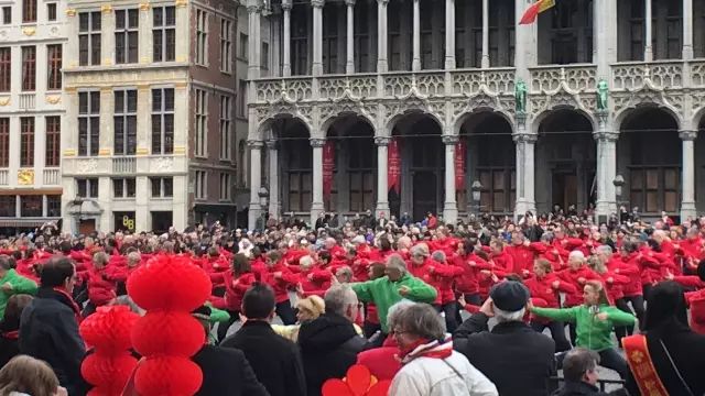 从中国开车来巴黎,从中国开车到欧洲