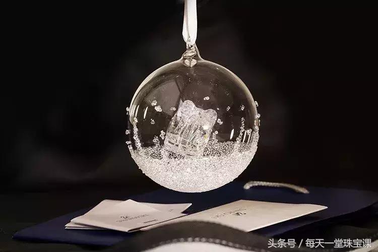 锆石和施华洛世奇水晶哪个值钱,十大假珠宝