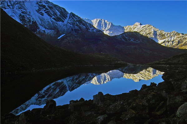 南派三叔旅行篇,探秘南派三叔书中的故事里的洞穴