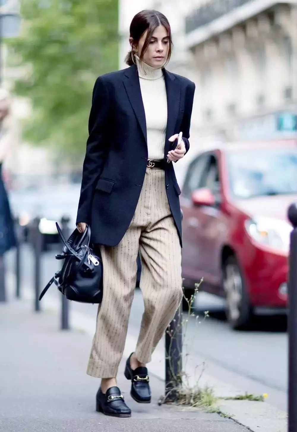 不是所有的羊绒衫都是柔软的么,质感柔软羊绒衫穿着舒服春秋