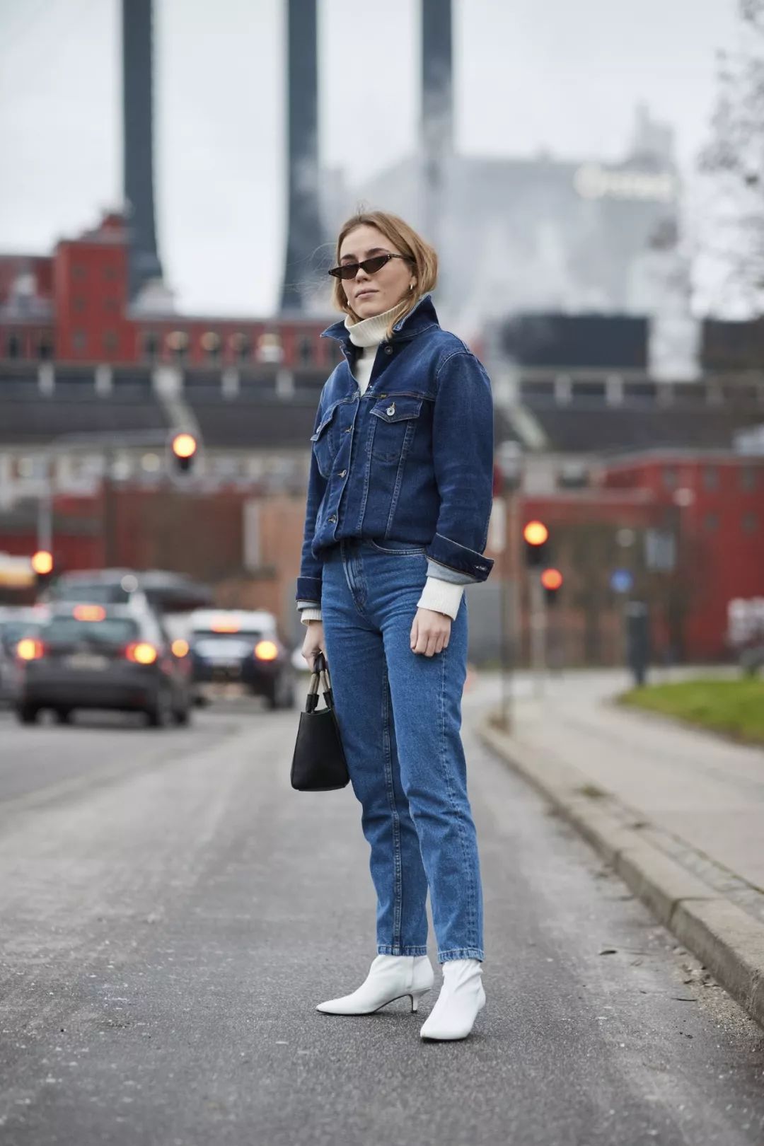 不是所有的羊绒衫都是柔软的么,质感柔软羊绒衫穿着舒服春秋