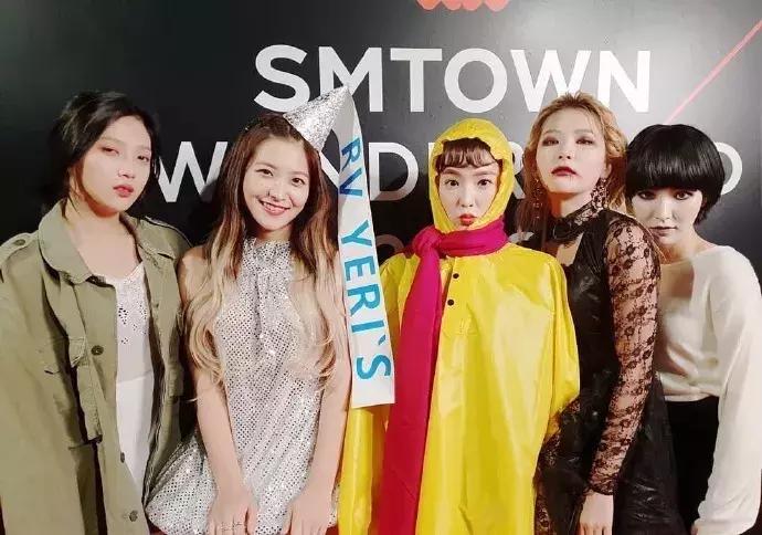 SM公司养的那群好看的蛇精病，又出来搞事情了