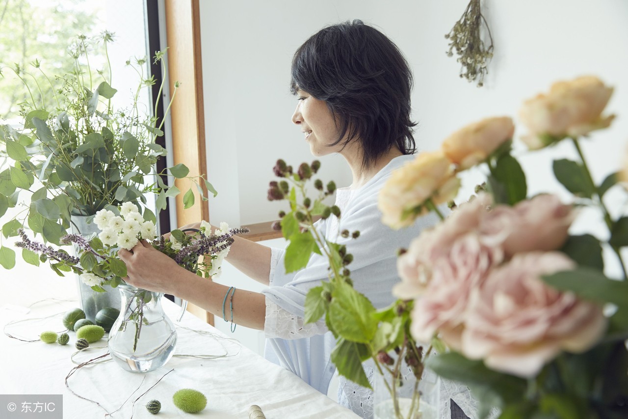 女人任何年龄都要活得漂亮,女人每个年龄段都有漂亮的一面