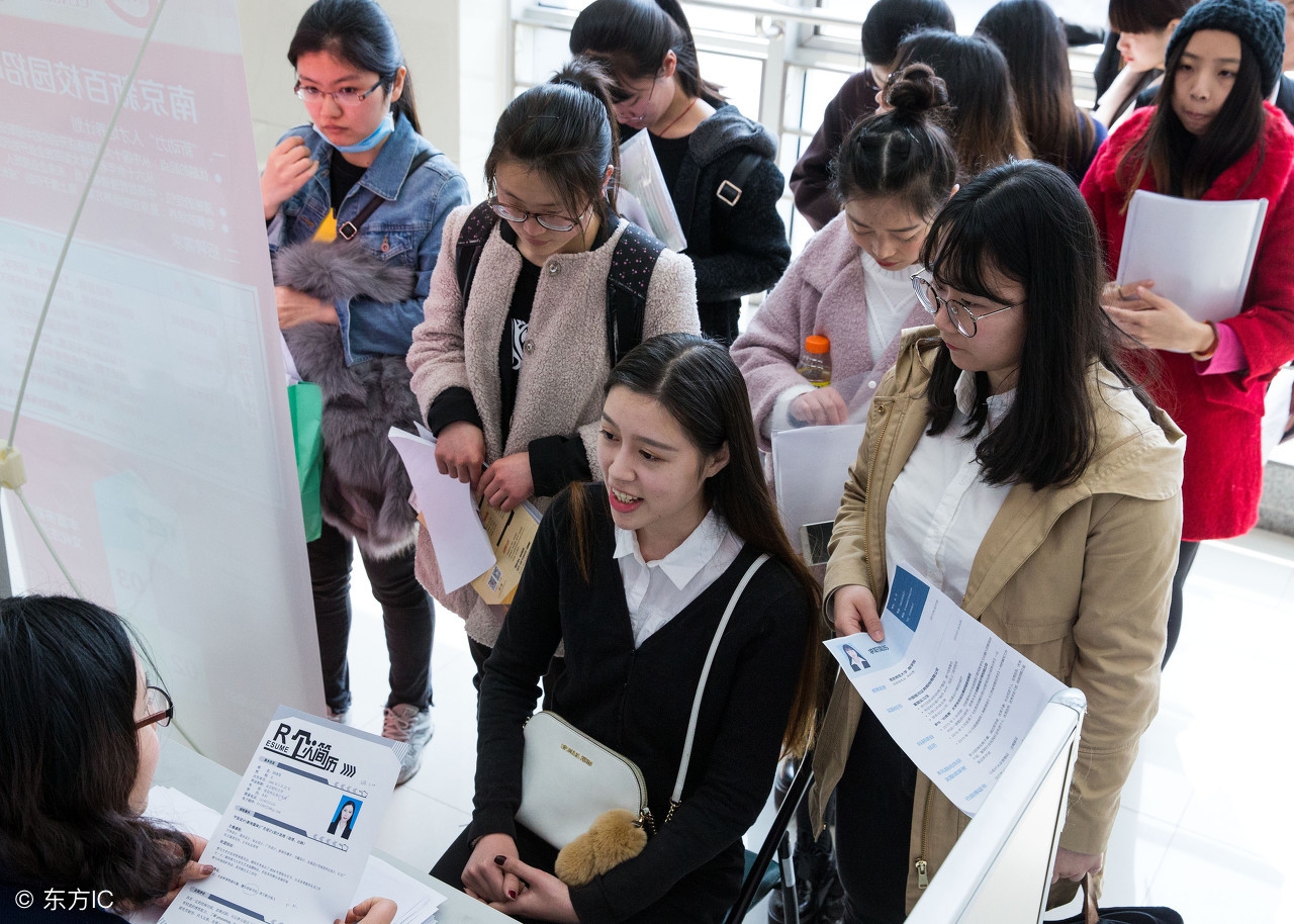 贫困助学*款贷**圆你大学梦*款贷**申请书范文