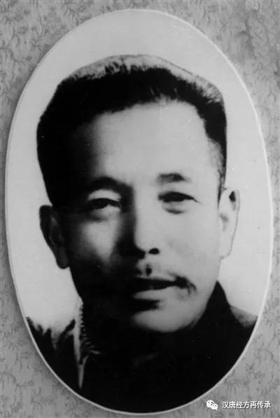 朱良春与季德胜马应龙,朱良春的故事