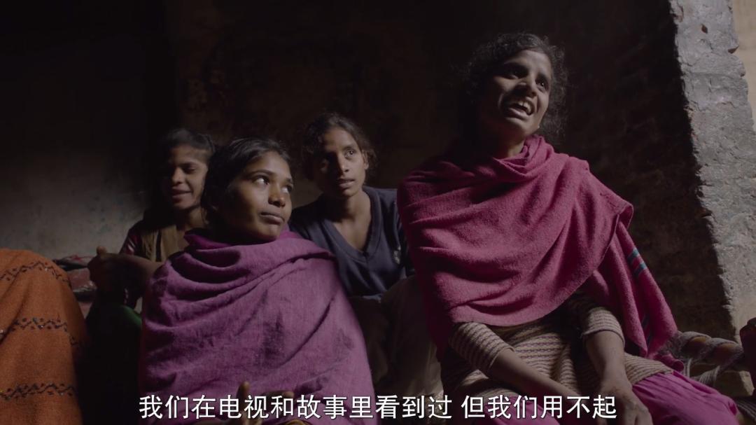 卫生巾看背面还是正面,卫生巾视频评论