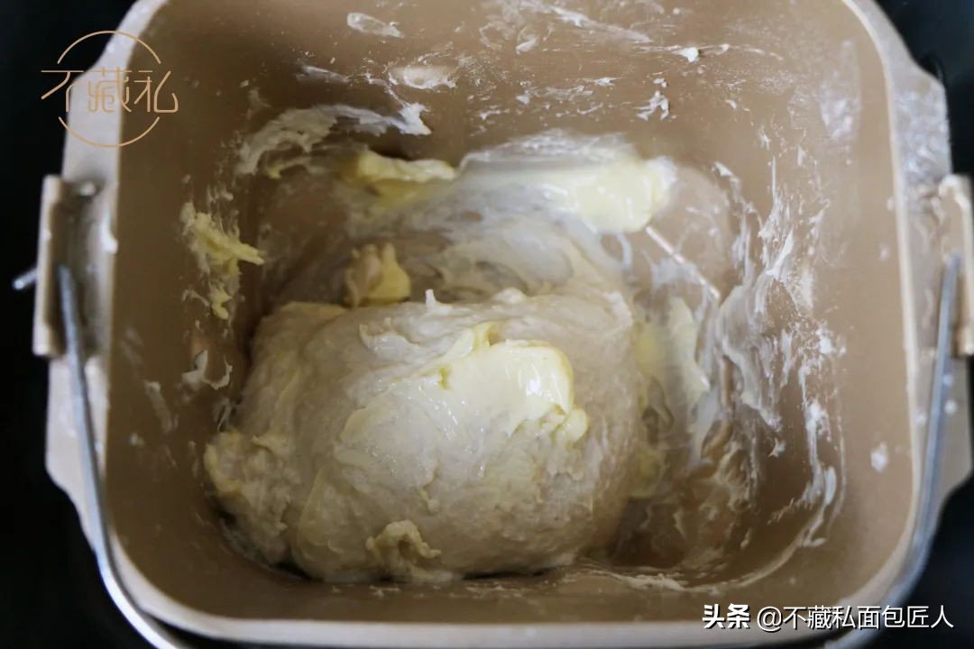 面包机零失败做法,面包机揉面揉不成团