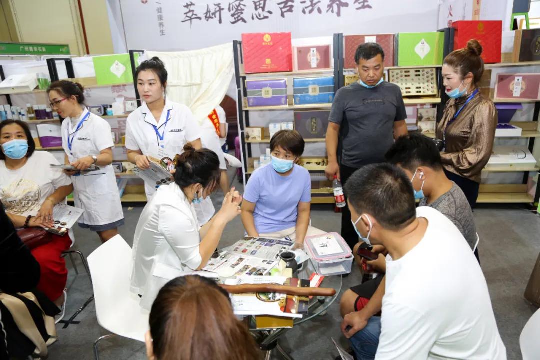 大咖云集国内知名专家来我院义诊,康复专家齐上阵义诊来袭暖群心