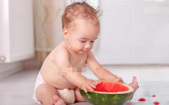 两岁宝宝拉臭臭的妙招,5个月宝宝拉不出粑粑6招轻松解决