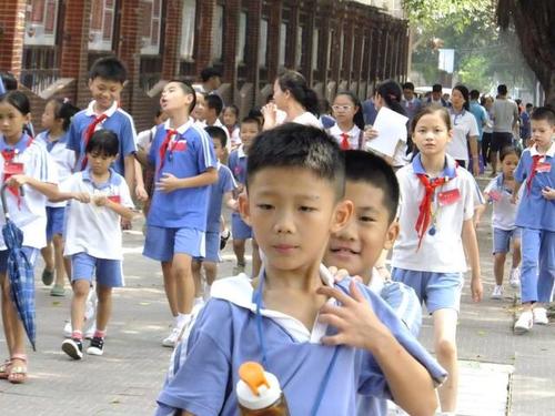深圳家长关注：非深户只有这些条件，孩子进公立学校几率几乎为零