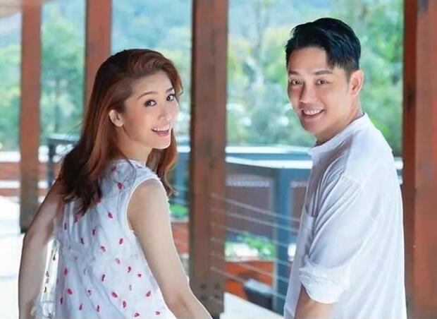 周丽淇产子后微博,周丽淇产子后首晒孕肚照