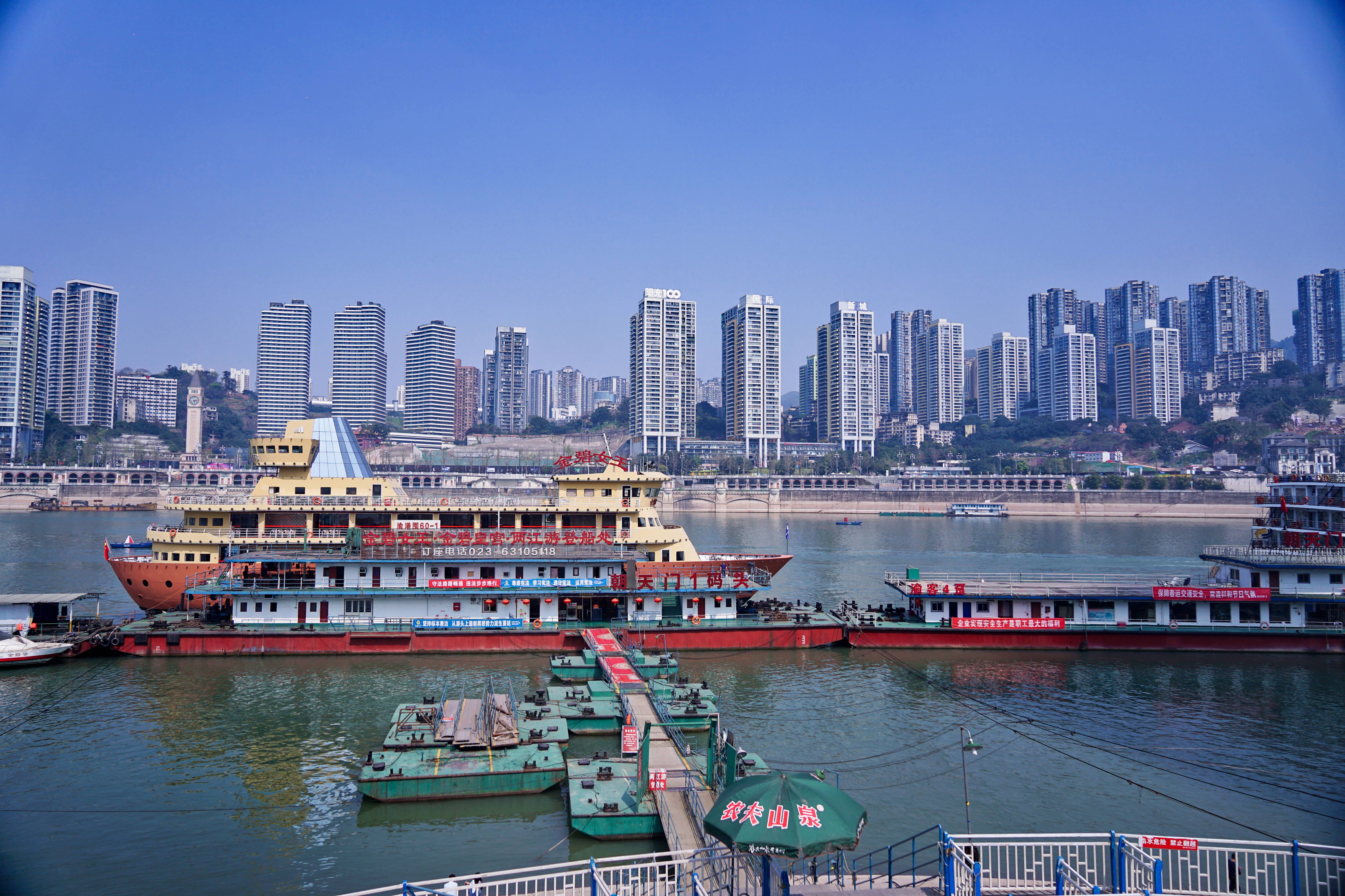 重庆适合老人旅游攻略,本地人推荐的重庆攻略