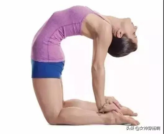 改善肩宽背厚的动作学生党,不想肩宽背厚就来试试这套手法吧