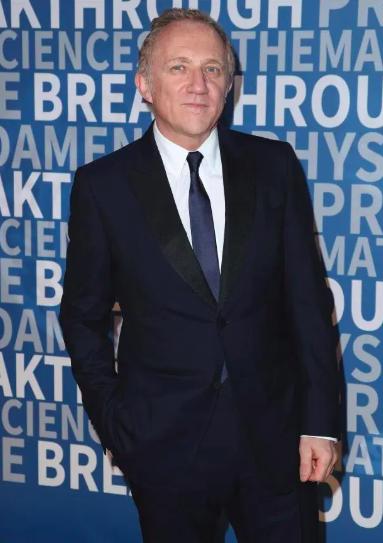 墨西哥性感女神，43岁嫁GUCCI总裁，她有的不仅是美貌