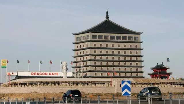 中国土豪斥资3个亿，在瑞典建了个“中国城”